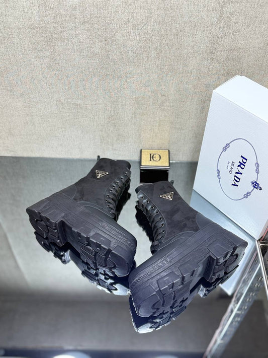 PRD - Bag and Leather Boot